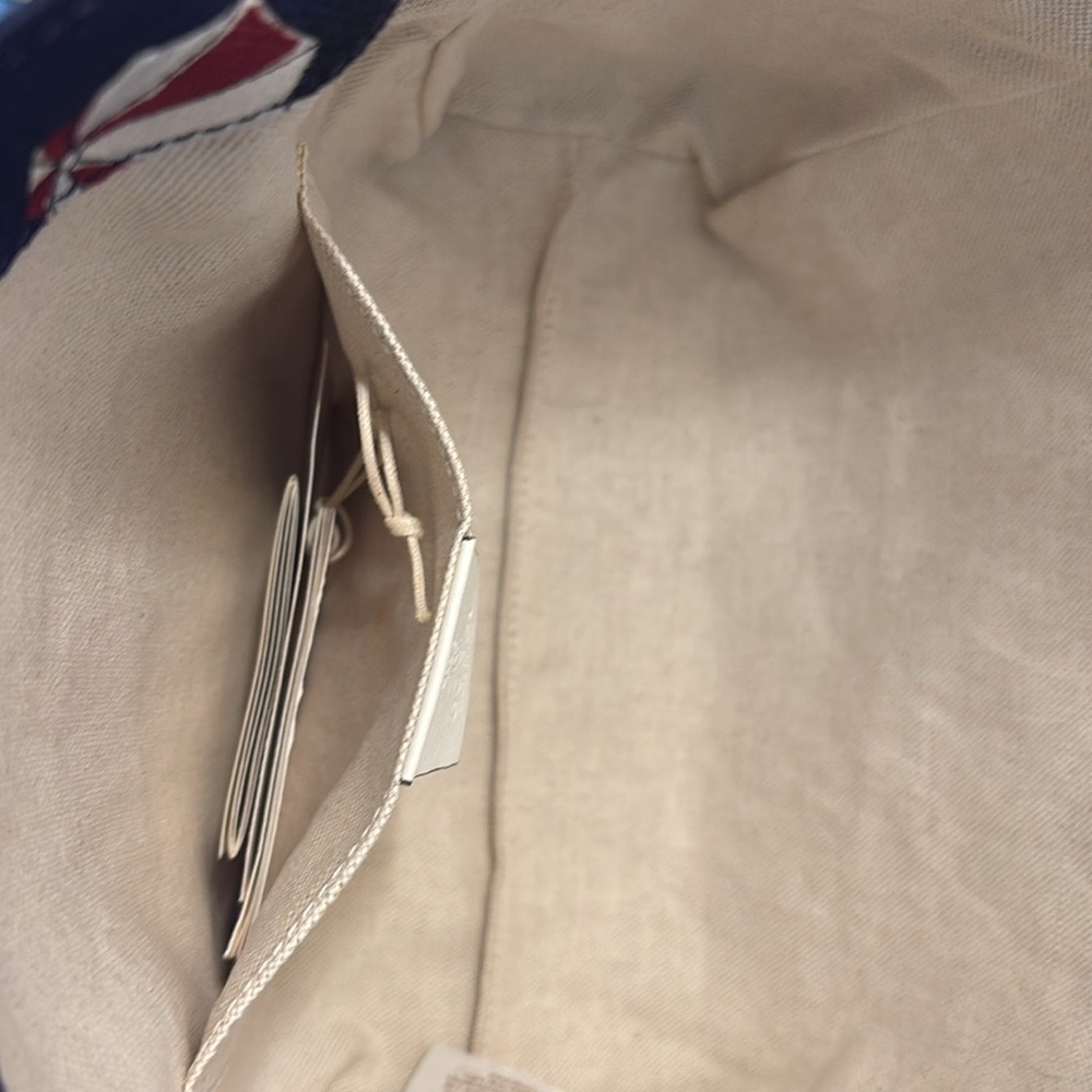 GUCCI UMBRELLA TOTE BAG - Picture 10 of 13